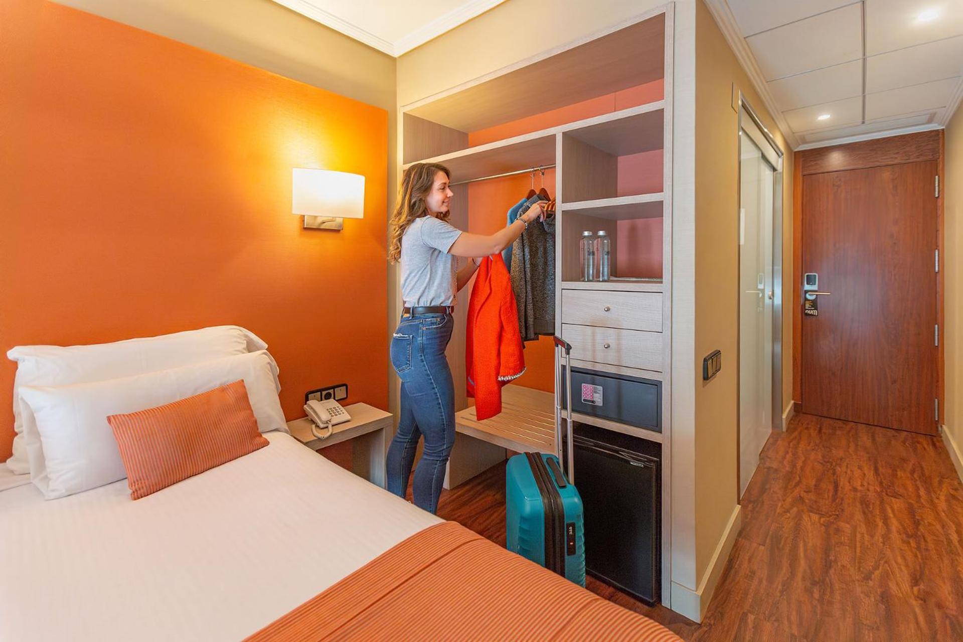 Num Hotel Salou Bagian luar foto